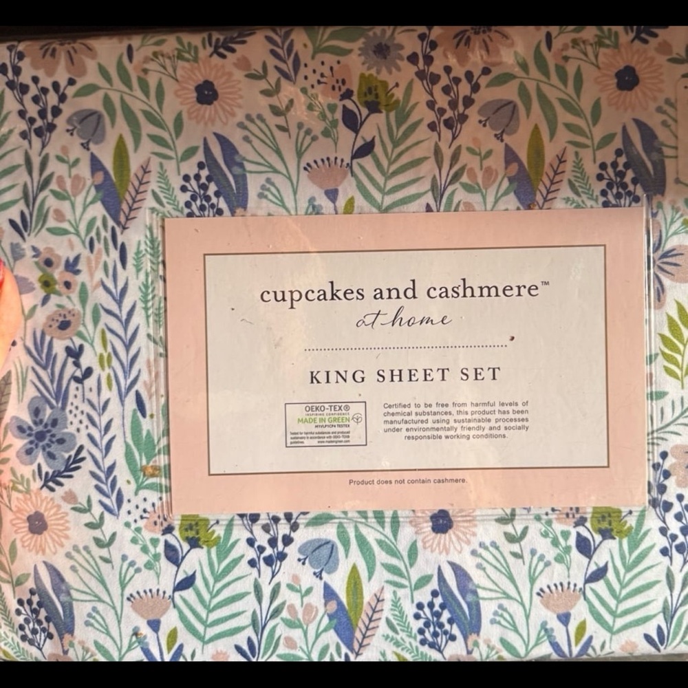 Cupcakes and Cashmere Floral King Sheet Set